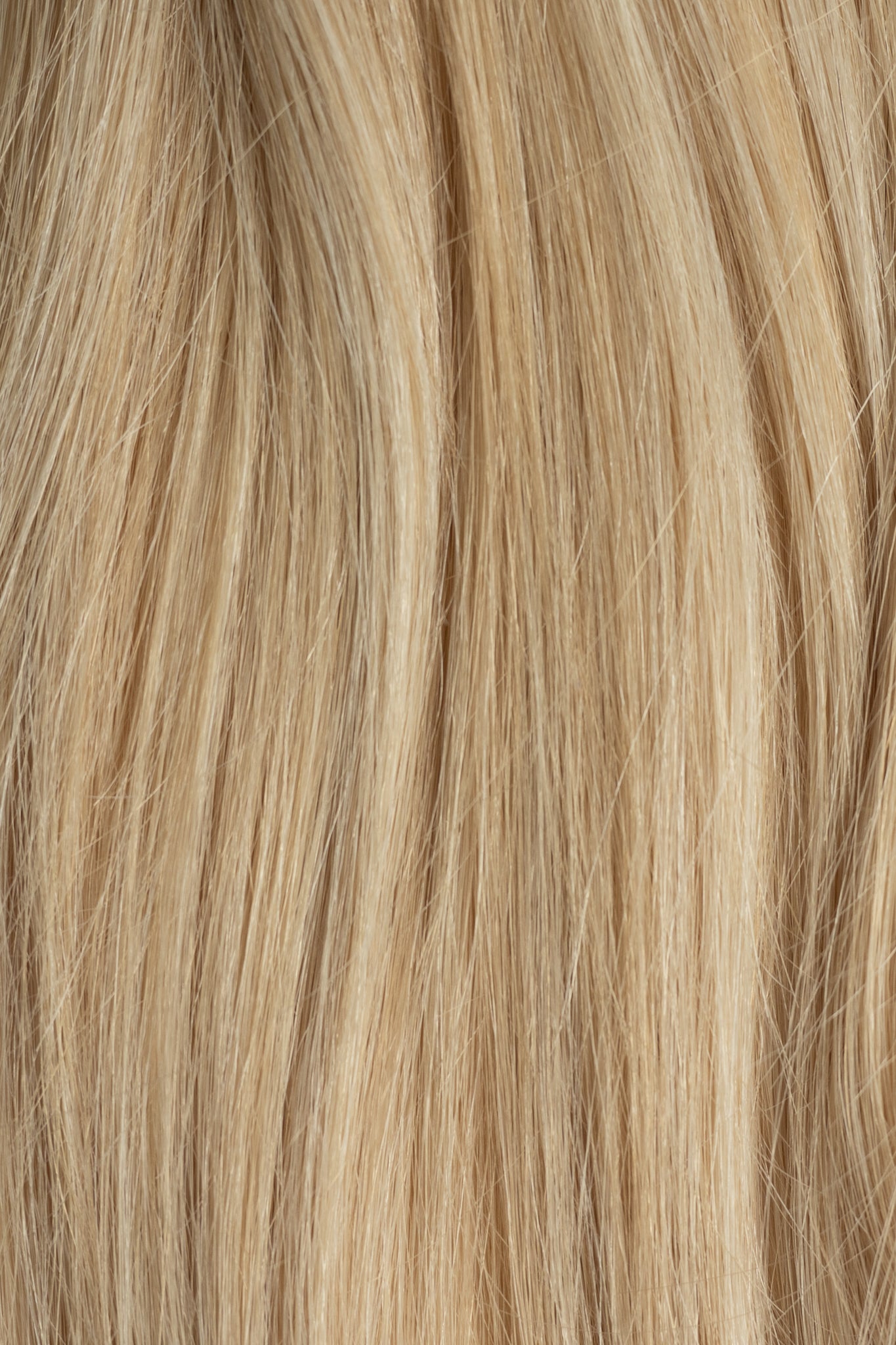 Close-up Butterscotch hair extension